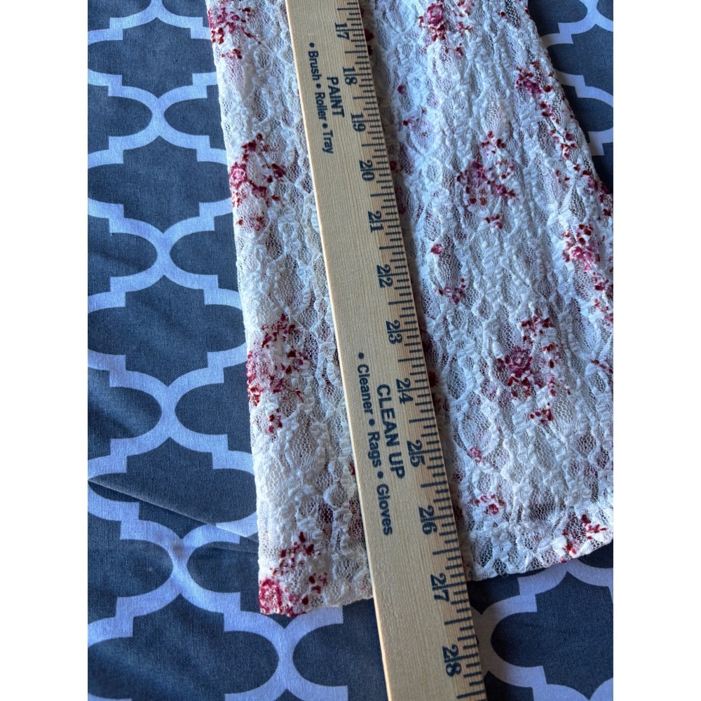Maurices Lace Top Small White Red Floral Short Puff Sleeve Cottagecore Romantic - Picture 11 of 11